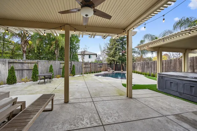 $800,000 | 4967 Heatherdale Lane, Carmichael, CA 95608