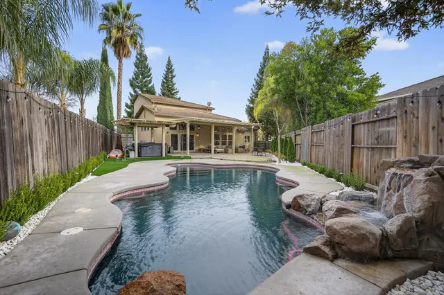 $800,000 | 4967 Heatherdale Lane, Carmichael, CA 95608