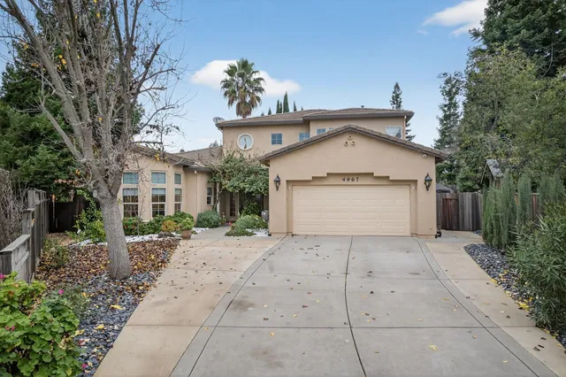 $800,000 | 4967 Heatherdale Lane, Carmichael, CA 95608