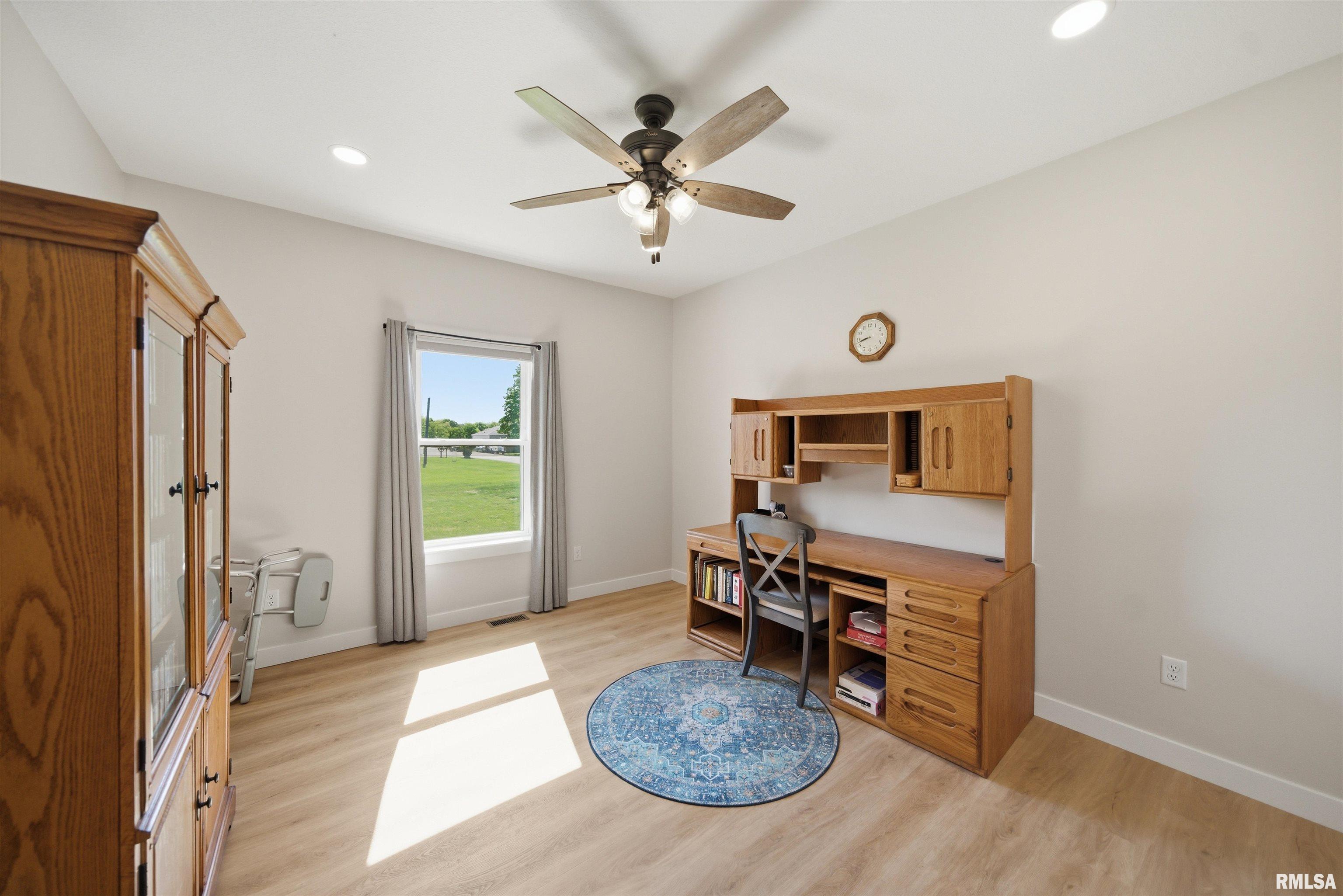 215 Cypress Point Washington, IL 61571 - Photo 26 of 39