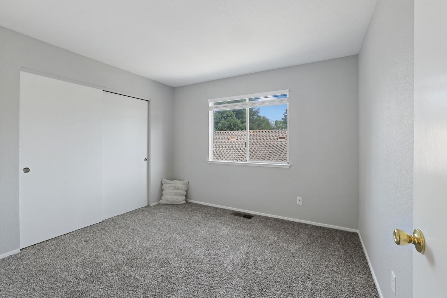 1049 Zumstein Drive Ripon, CA 95366 - Photo 29 of 41