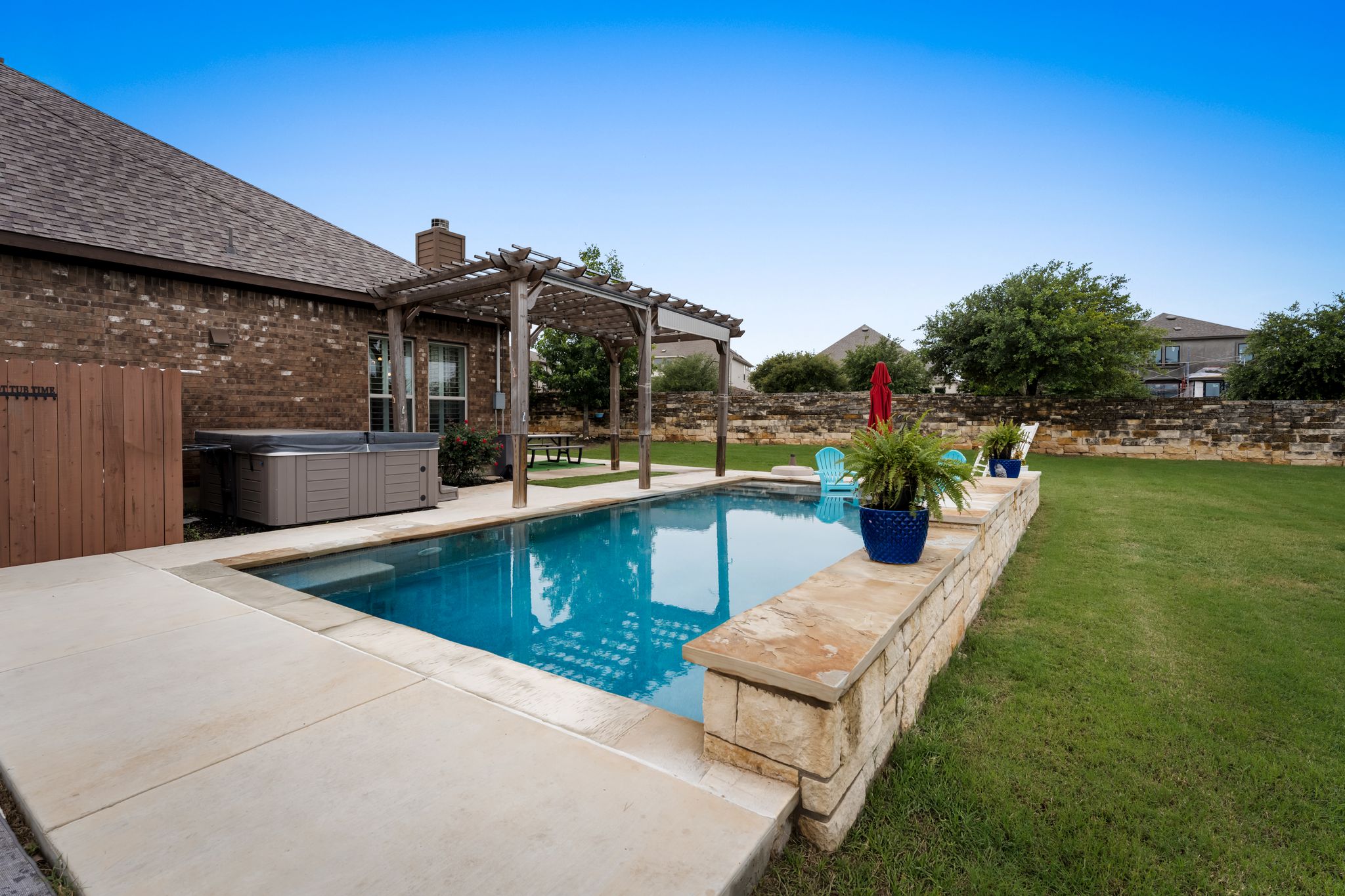 140 Waterloo Cove Georgetown, TX 78628 - Photo 36 of 40