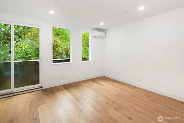 $799,950 | 725 18th Avenue, Unit C, Seattle, WA 98122