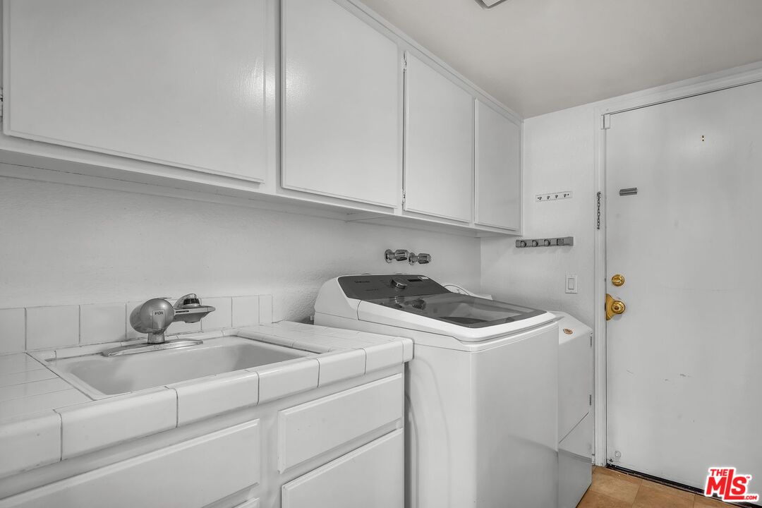 7513 West 83rd Street Playa del Rey, CA 90293 - Photo 37 of 45