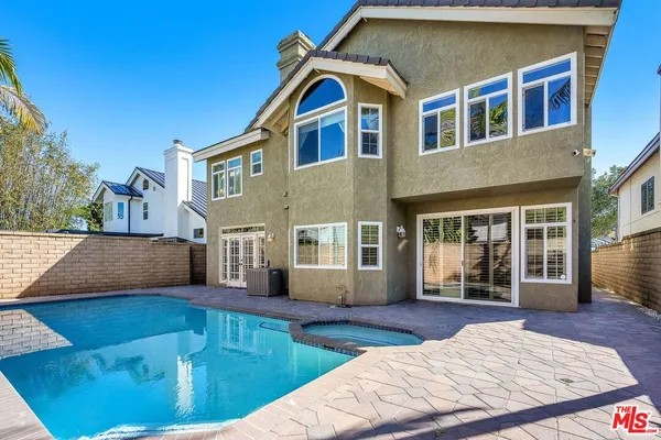 $8,500 | 7513 West 83rd Street, Playa del Rey, CA 90293