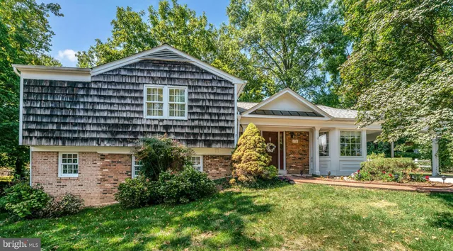 $5,999 | 2708 North Kensington Street, Arlington, VA 22207