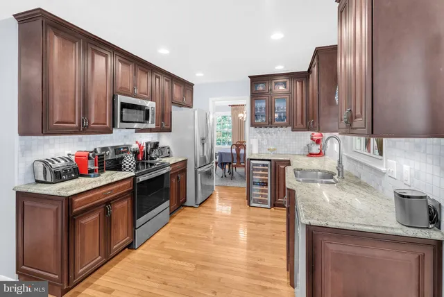 $5,999 | 2708 North Kensington Street, Arlington, VA 22207