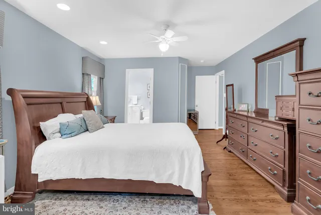 $5,999 | 2708 North Kensington Street, Arlington, VA 22207