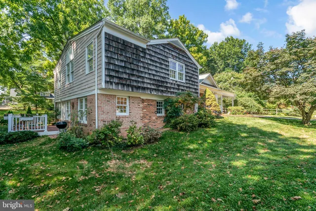 $5,999 | 2708 North Kensington Street, Arlington, VA 22207