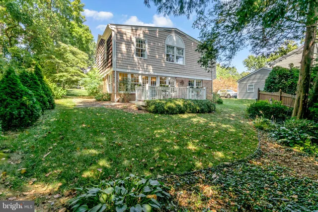 $5,999 | 2708 North Kensington Street, Arlington, VA 22207