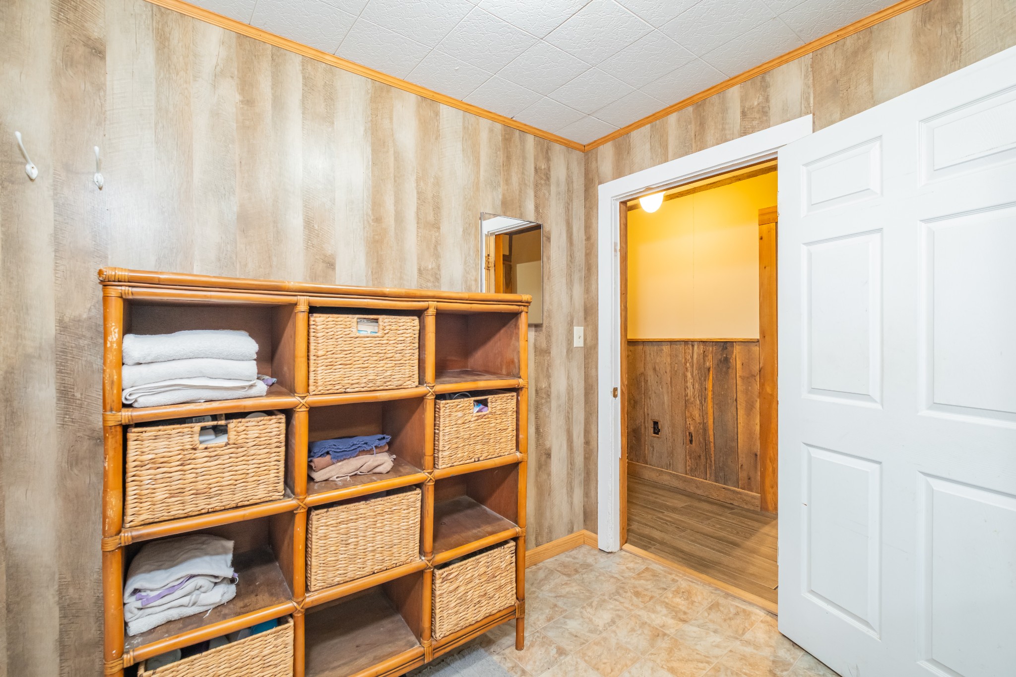 3324 Fredonia Road Manchester, TN 37355 - Photo 29 of 42 a view of walk in closet with empty racks