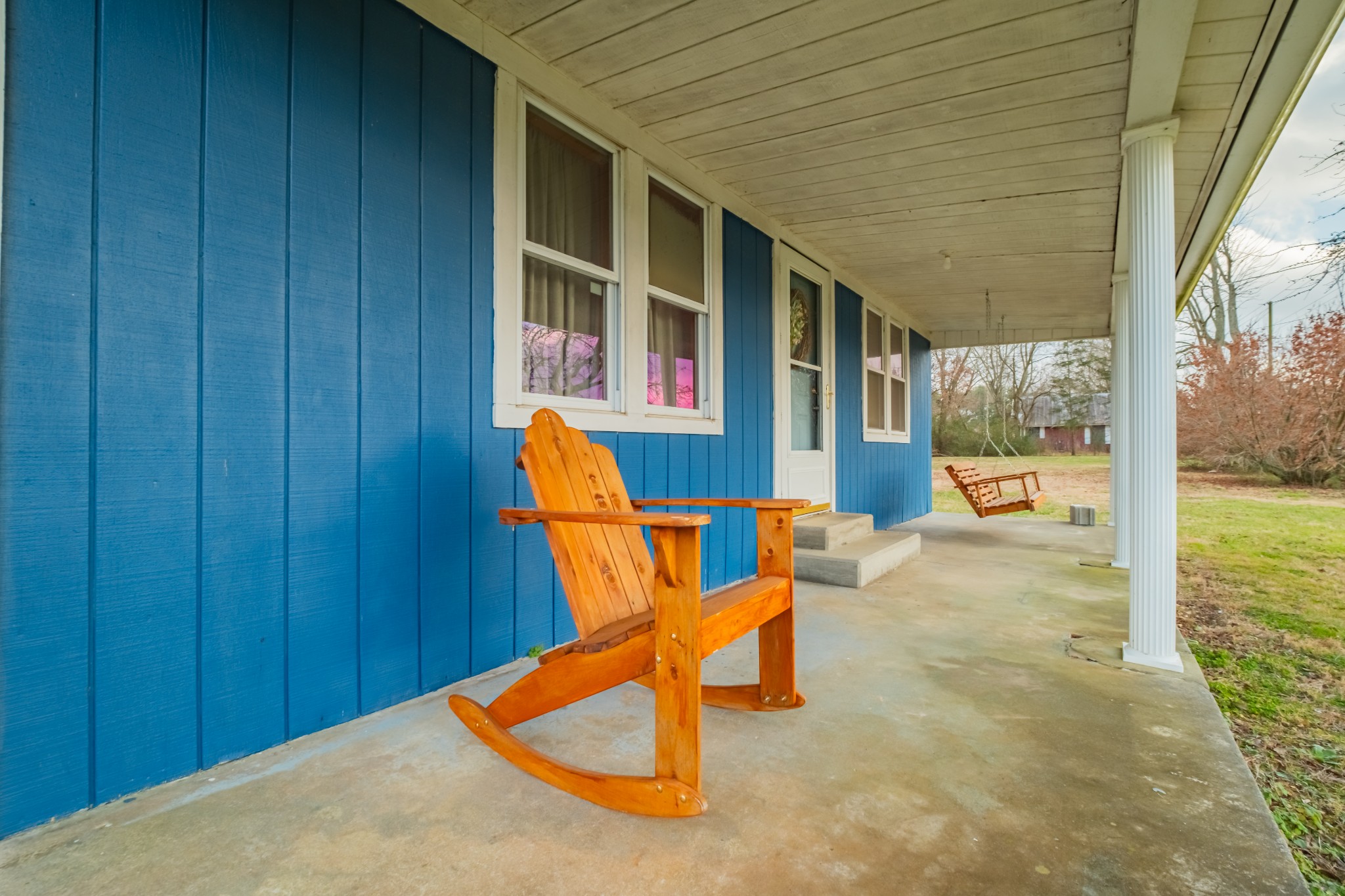 3324 Fredonia Road Manchester, TN 37355 - Photo 3 of 42 a view of a lounge chairs in the patio