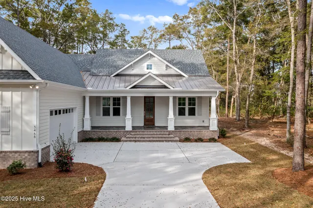 $830,000 | 3468 Eagle Crest Drive Southwest, Supply, NC 28462