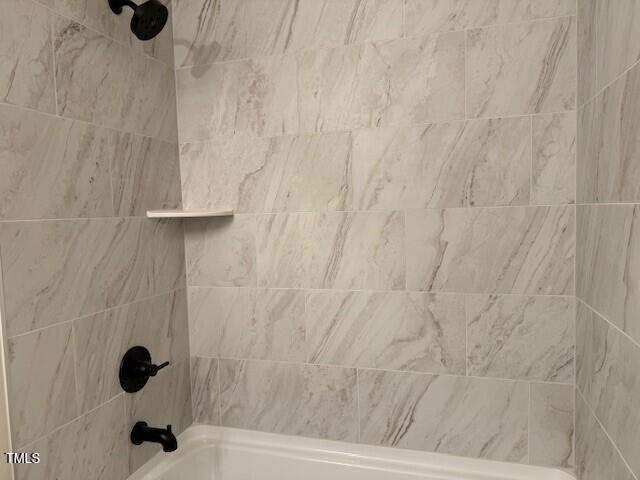 7822 Berry Crest Avenue Raleigh, NC 27617 - Photo 11 of 18 BL30 Guest Bath Tile Surround