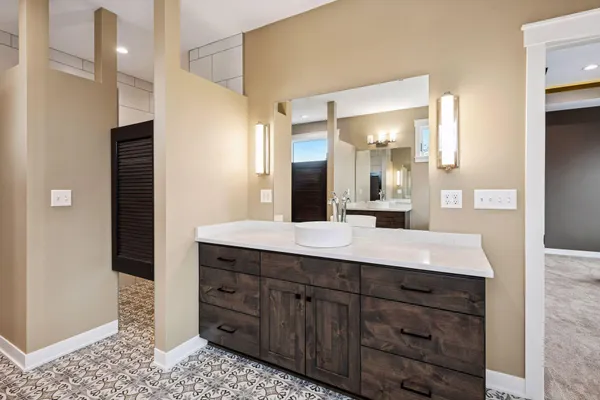 $1,300,000 | 771 Zumbro Oaks Lane Northwest, Oronoco, MN 55960