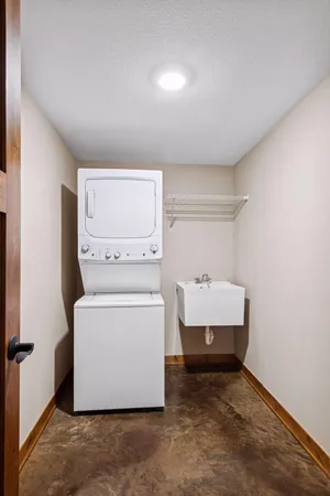 $1,300,000 | 771 Zumbro Oaks Lane Northwest, Oronoco, MN 55960