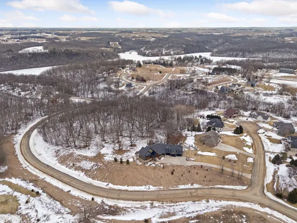 $1,300,000 | 771 Zumbro Oaks Lane Northwest, Oronoco, MN 55960