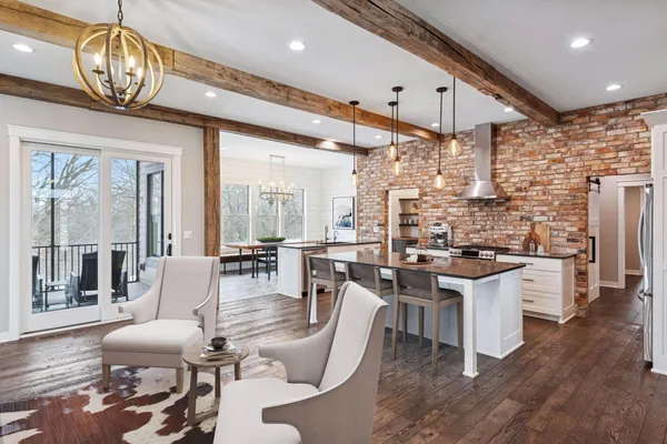 $1,300,000 | 771 Zumbro Oaks Lane Northwest, Oronoco, MN 55960