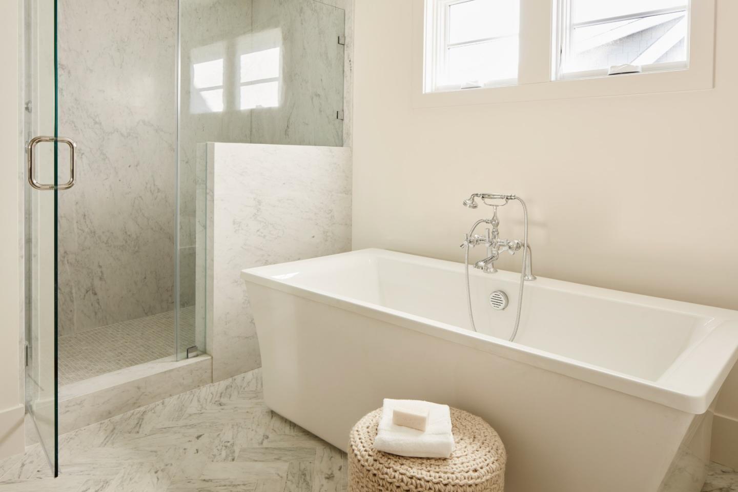 2113 Cully Place San Jose, CA 95124 - Photo 28 of 41 a bathroom with a bathtub and a shower