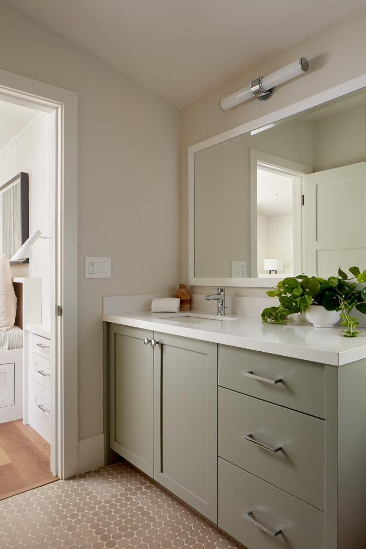 2113 Cully Place San Jose, CA 95124 - Photo 40 of 41 a bathroom with a sink and a mirror