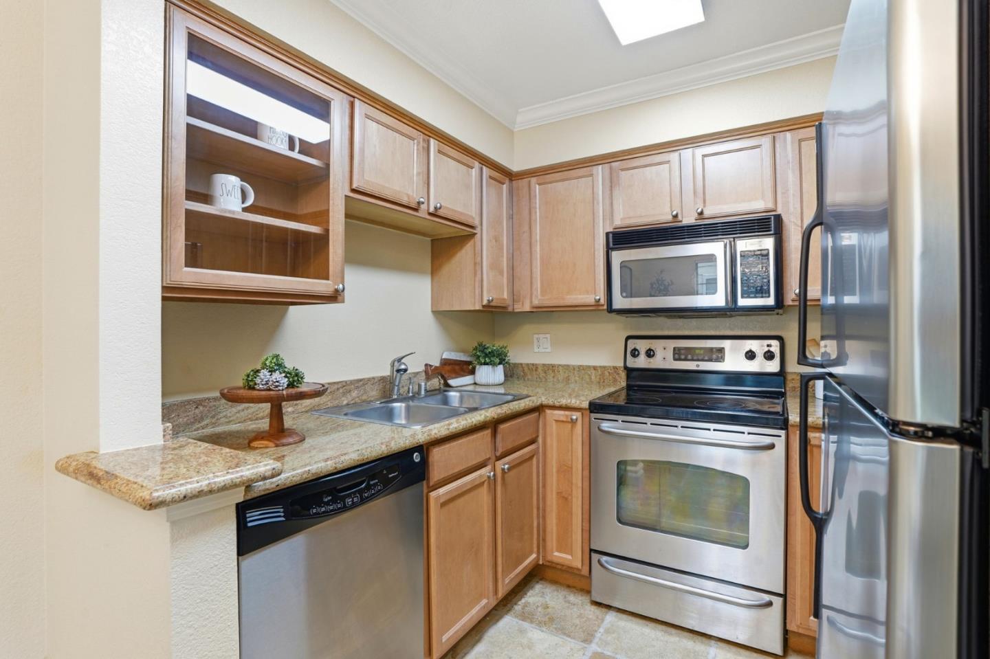 198 Eastridge Drive San Ramon, CA 94582 - Photo 5 of 21
