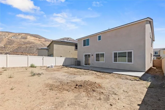 $600,000 | 19409 Brush Crk Way, Lake Elsinore, CA 92532