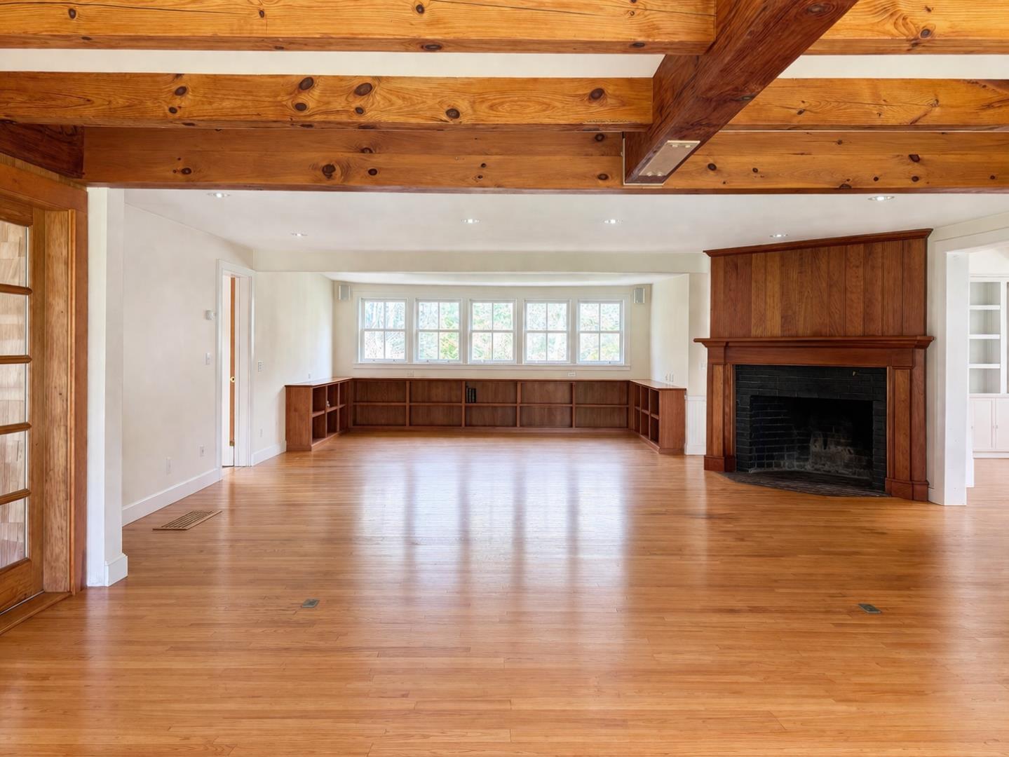 30 Water Gate Road Vineyard Haven, MA 02568 - Photo 8 of 21