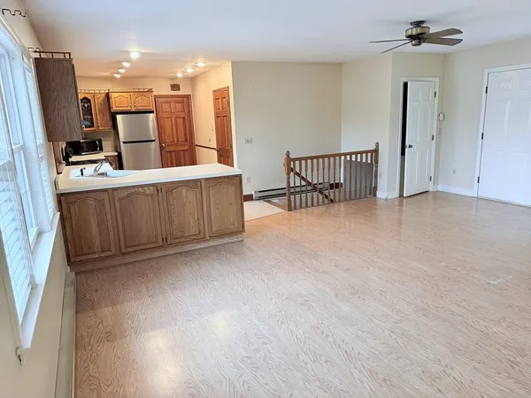 $2,500 | 55 Warren Street, Unit 1, Taunton, MA 02780