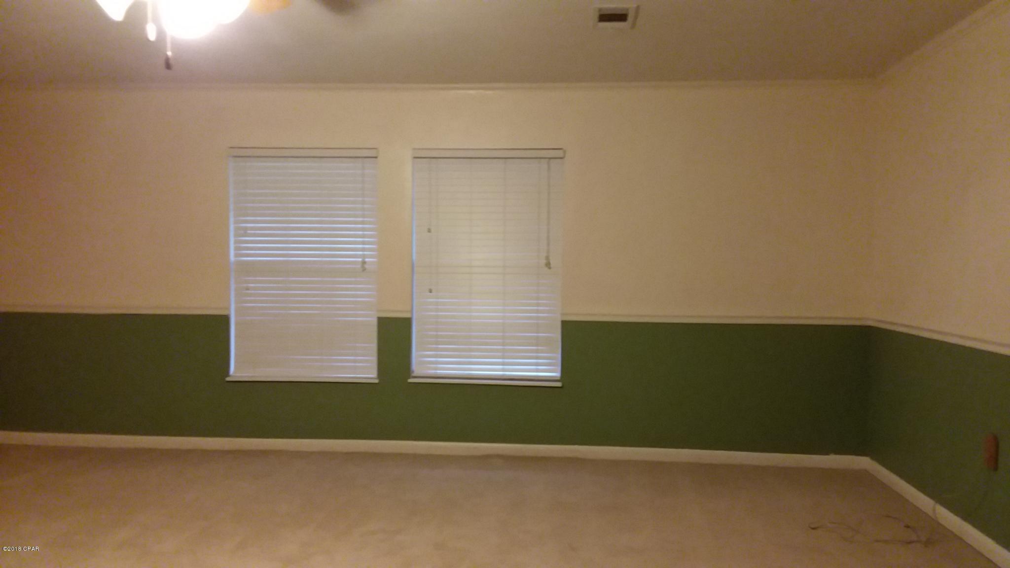 645 3rd Street Chipley, FL 32428 - Photo 20 of 33