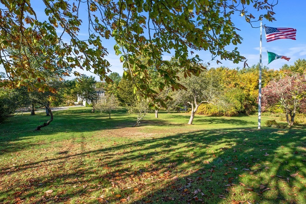 566 Bay Road Duxbury, MA 02332 - Photo 36 of 39 Gallery Image 36