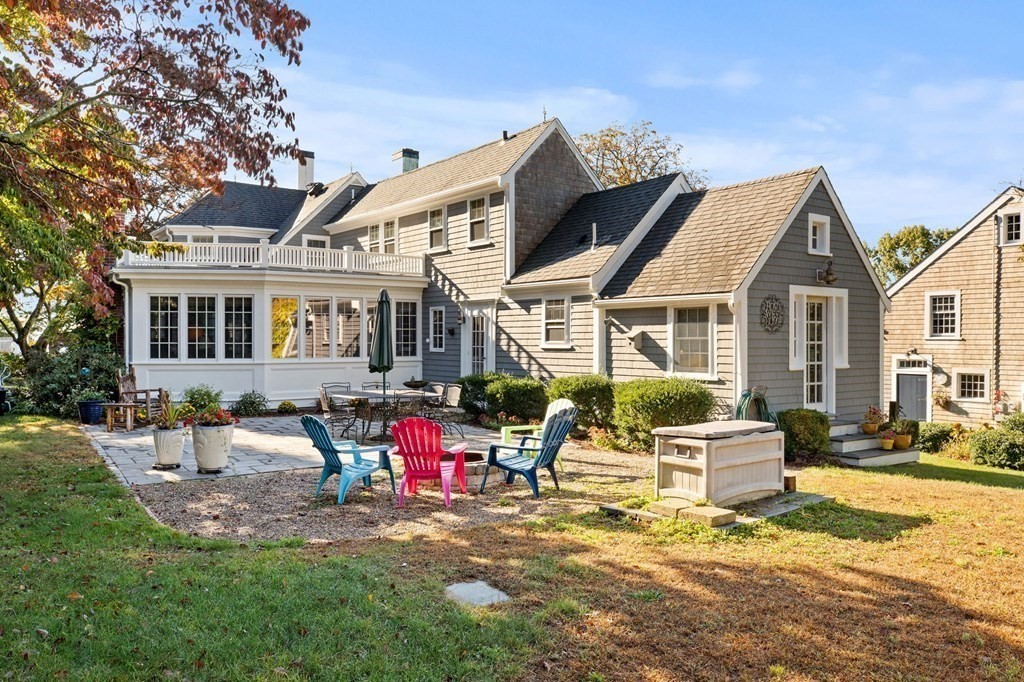 566 Bay Road Duxbury, MA 02332 - Photo 6 of 39 Gallery Image 6