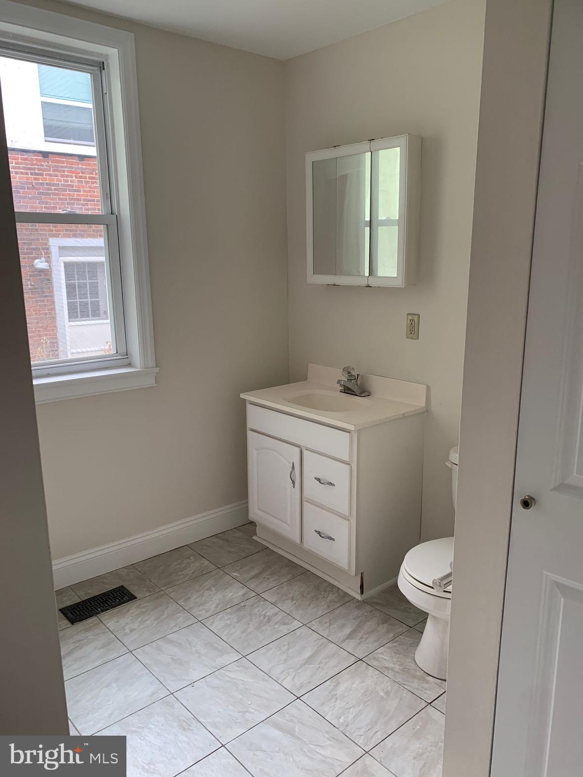 528 Fitzwater Street Philadelphia, PA 19147 - Photo 16 of 40