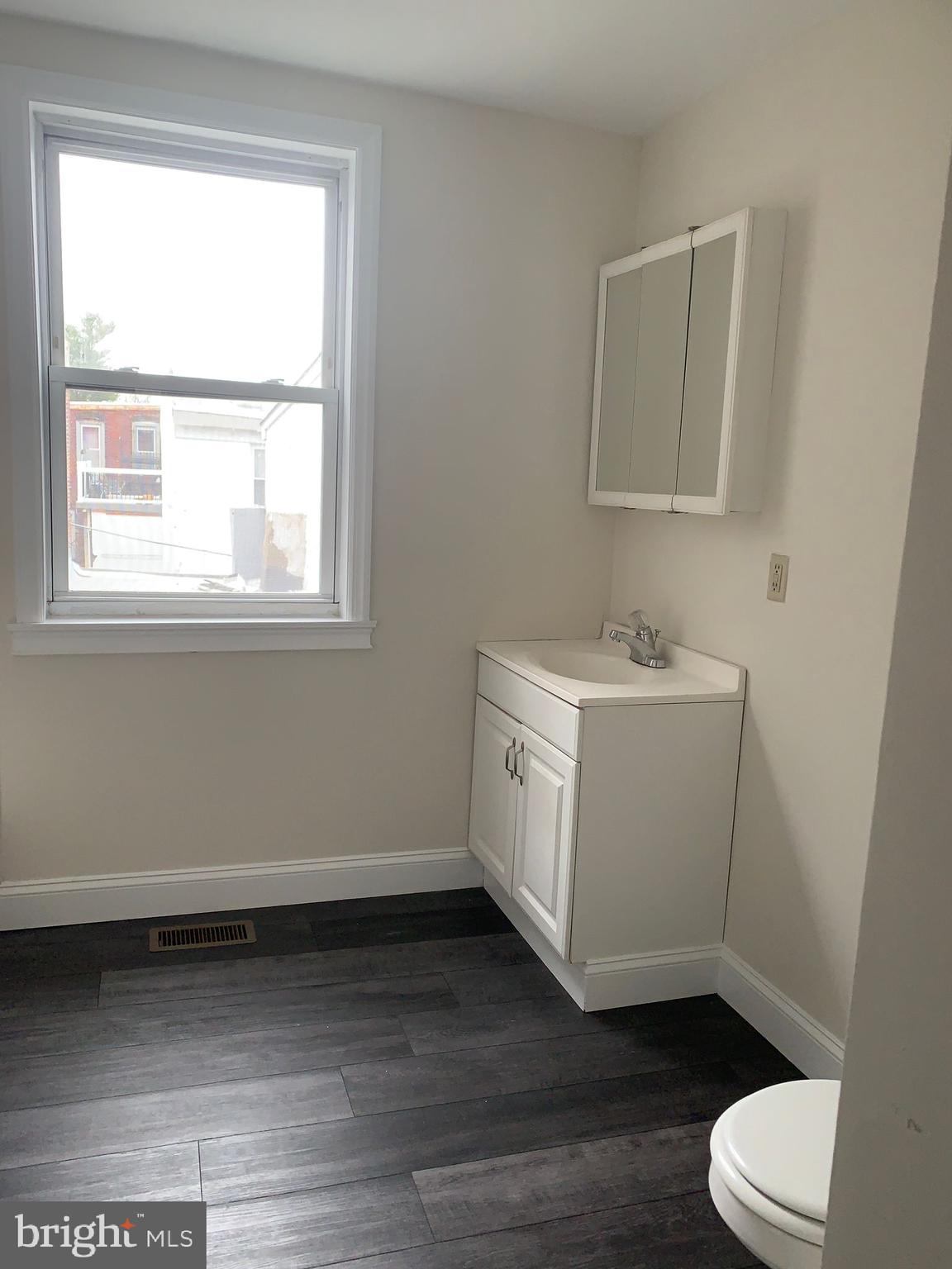 528 Fitzwater Street Philadelphia, PA 19147 - Photo 28 of 40