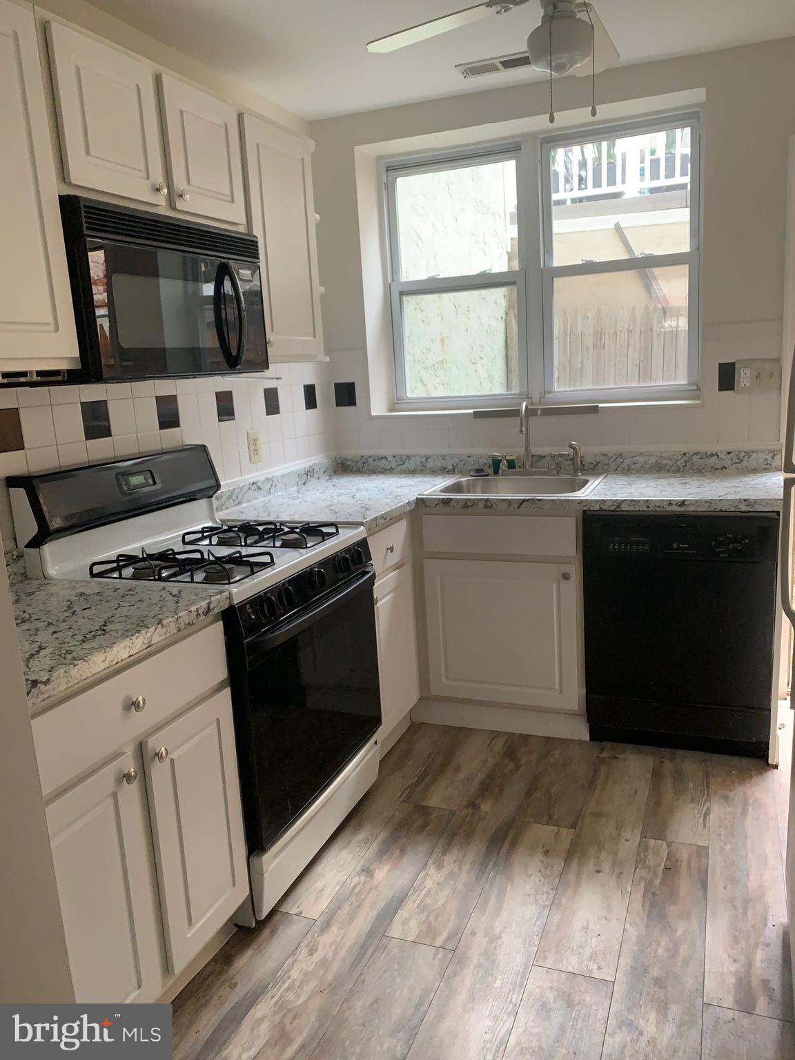 528 Fitzwater Street Philadelphia, PA 19147 - Photo 5 of 40