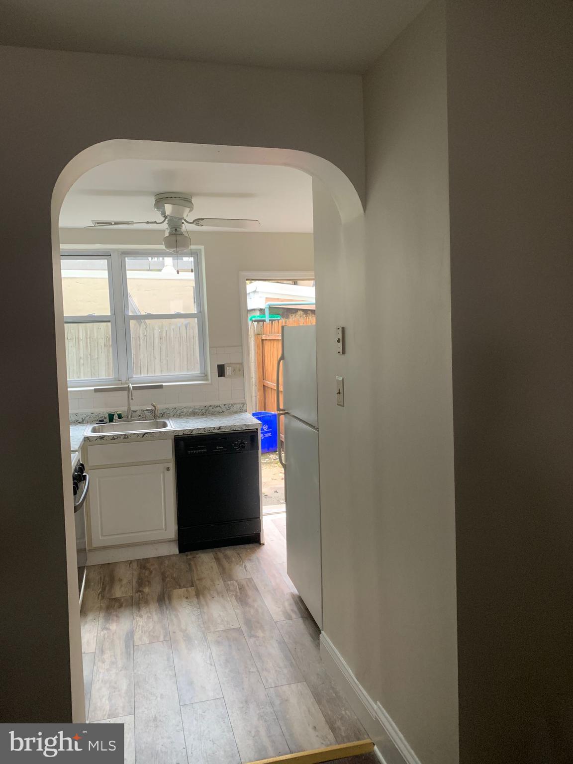 528 Fitzwater Street Philadelphia, PA 19147 - Photo 9 of 40