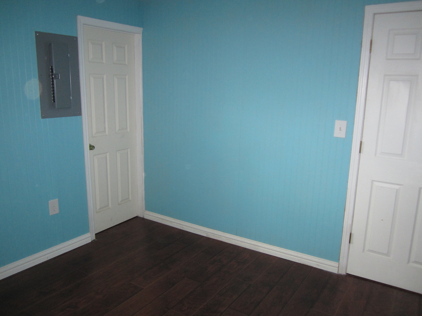 605 West Schaumburg Road Streamwood, IL 60107 - Photo 11 of 22 Gallery Image 11