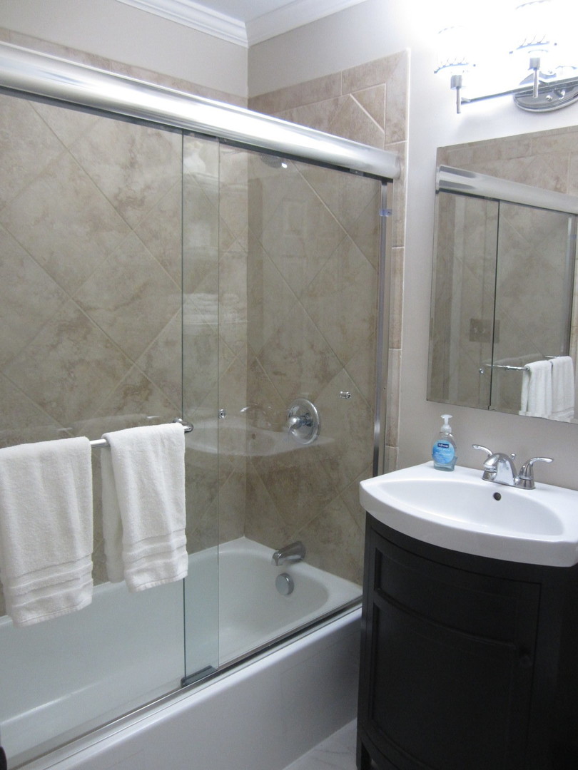 605 West Schaumburg Road Streamwood, IL 60107 - Photo 12 of 22 Gallery Image 12