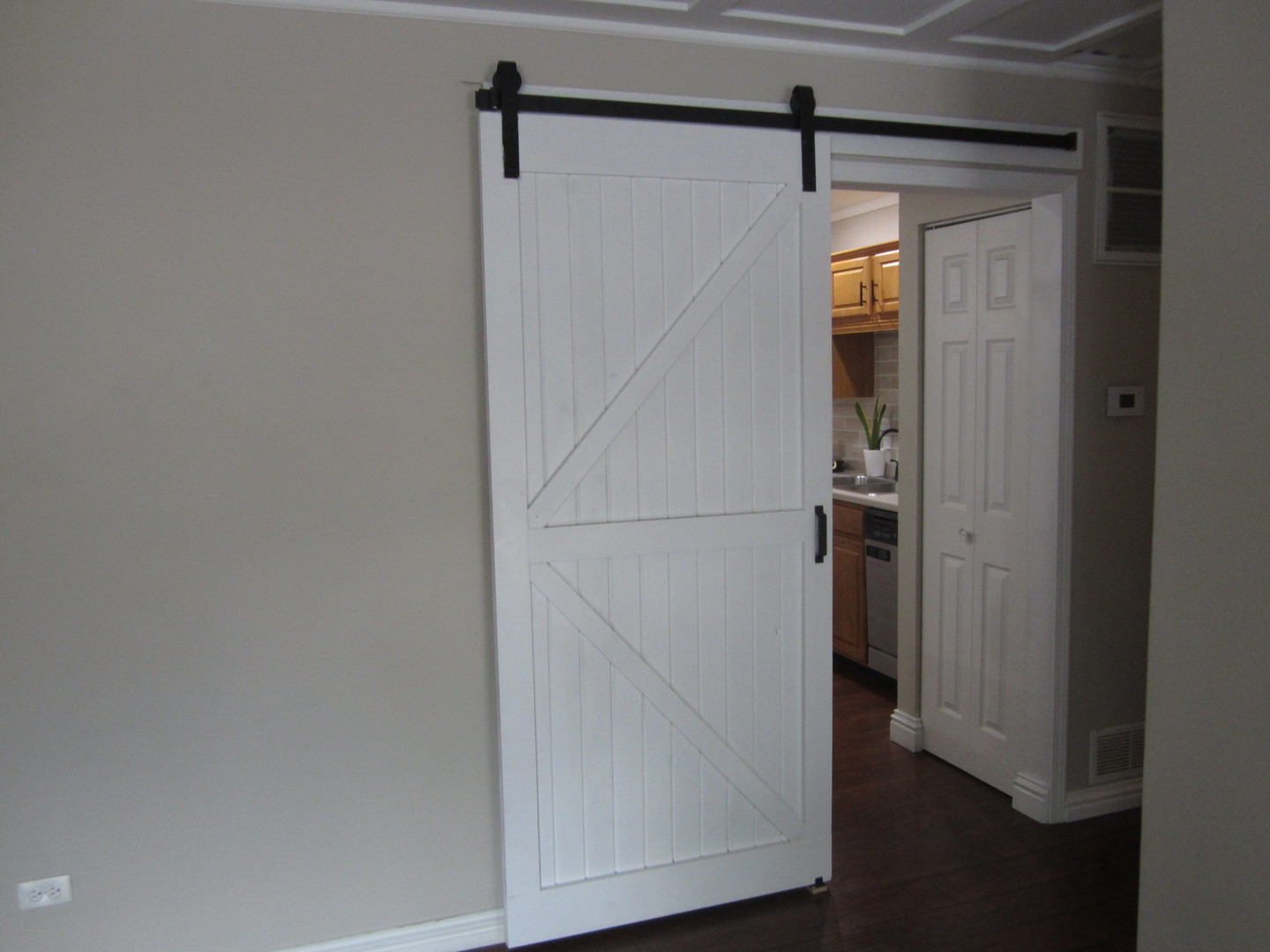 605 West Schaumburg Road Streamwood, IL 60107 - Photo 5 of 22 Gallery Image 5