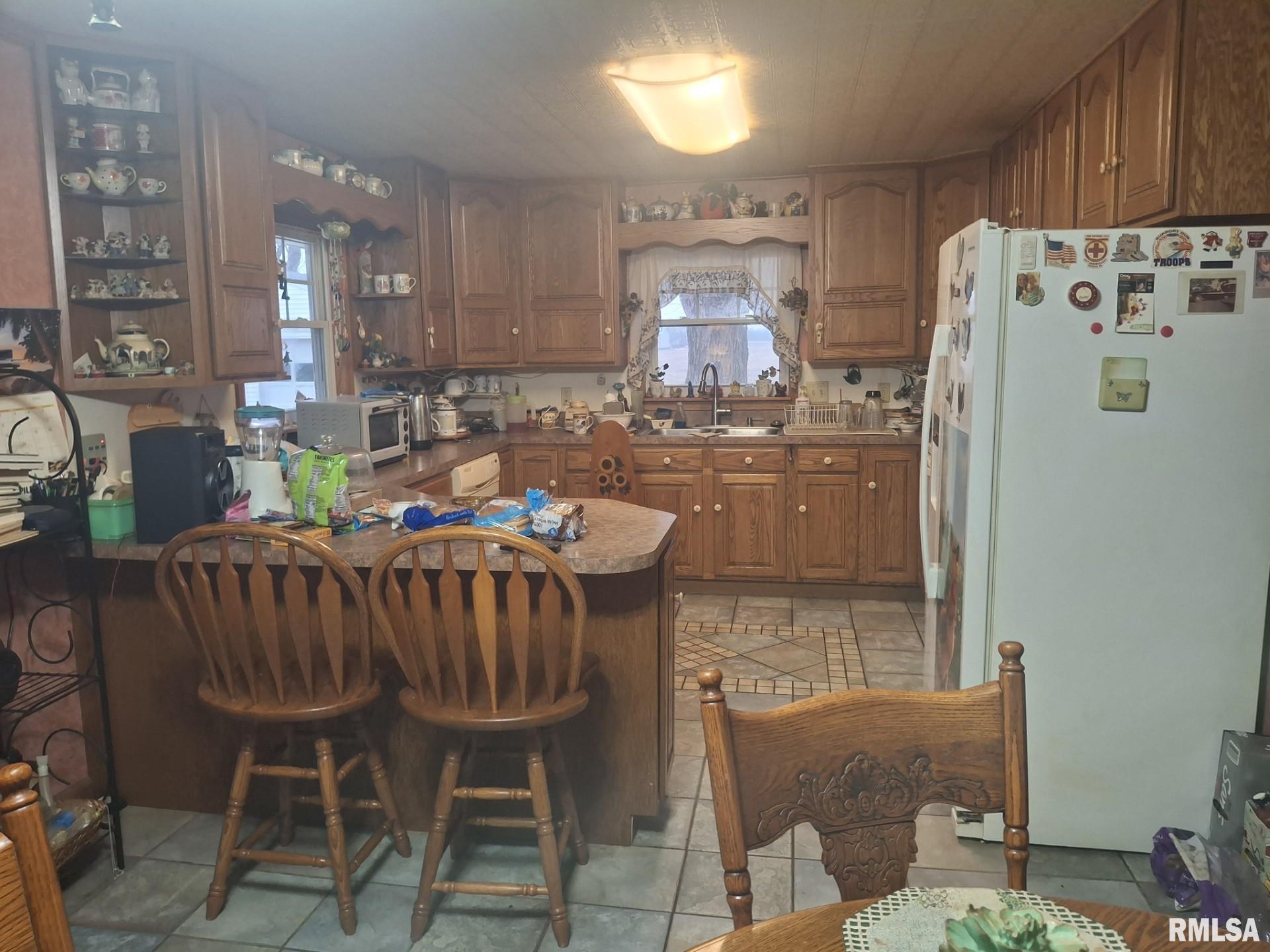 417 North Toepfer Street Tremont, IL 61568 - Photo 11 of 35