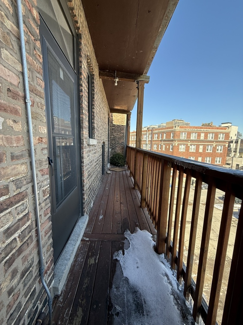 627 West Roscoe Street, Unit B3 Chicago, IL 60657 - Photo 12 of 13