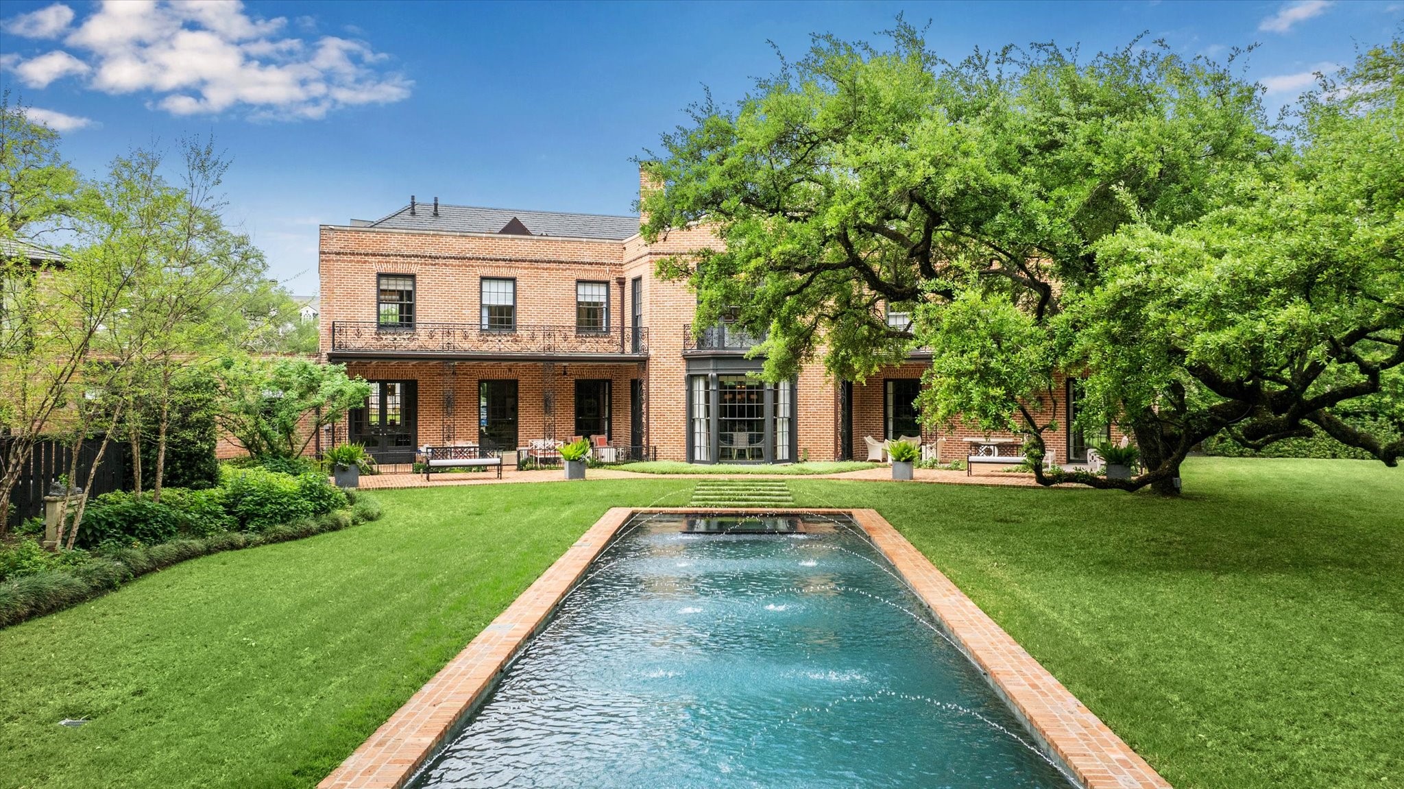 3 Remington Lane Houston, TX 77005 - Photo 35 of 48