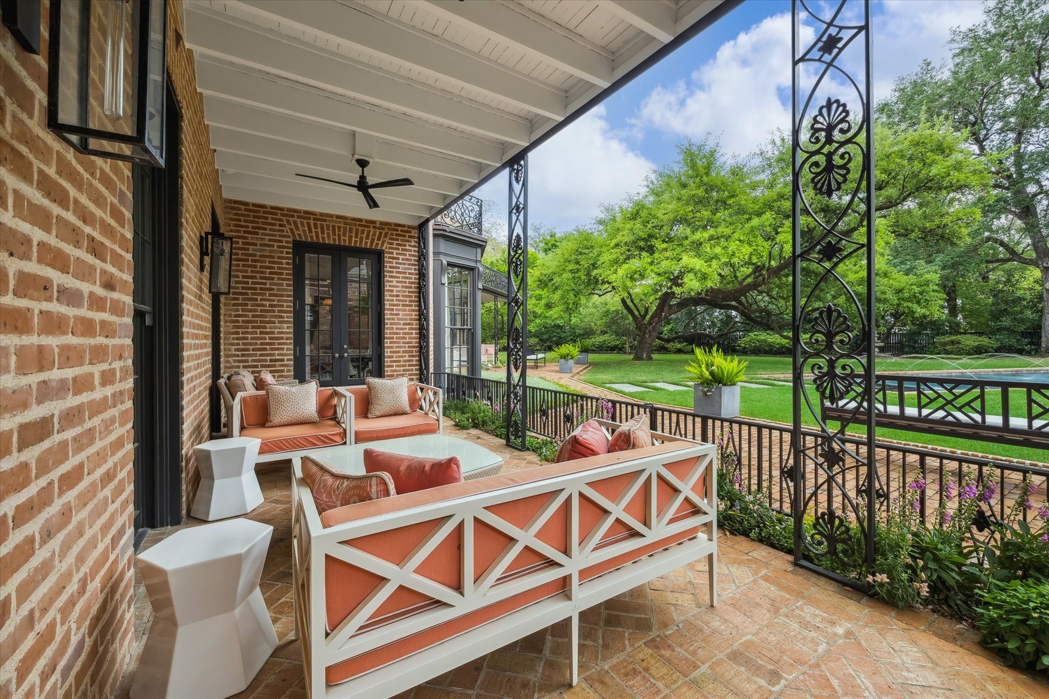 3 Remington Lane Houston, TX 77005 - Photo 41 of 48