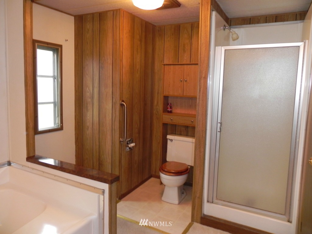 1085 Red Apple Road Wenatchee, WA 98801 - Photo 12 of 14 Gallery Image 12