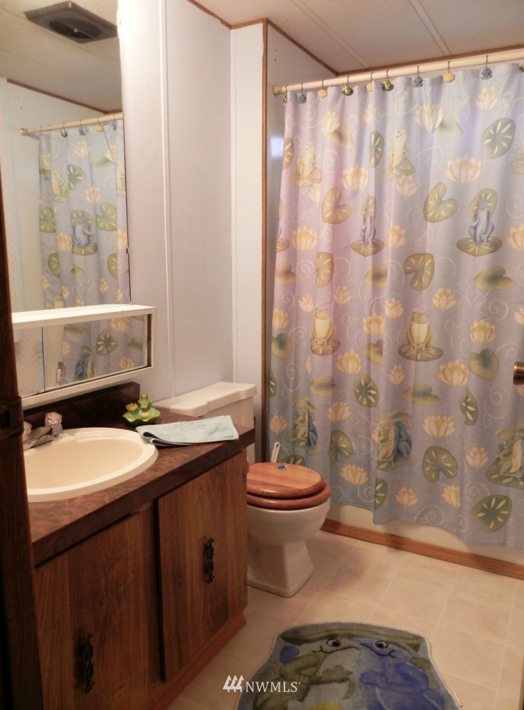 1085 Red Apple Road Wenatchee, WA 98801 - Photo 8 of 14 Gallery Image 8