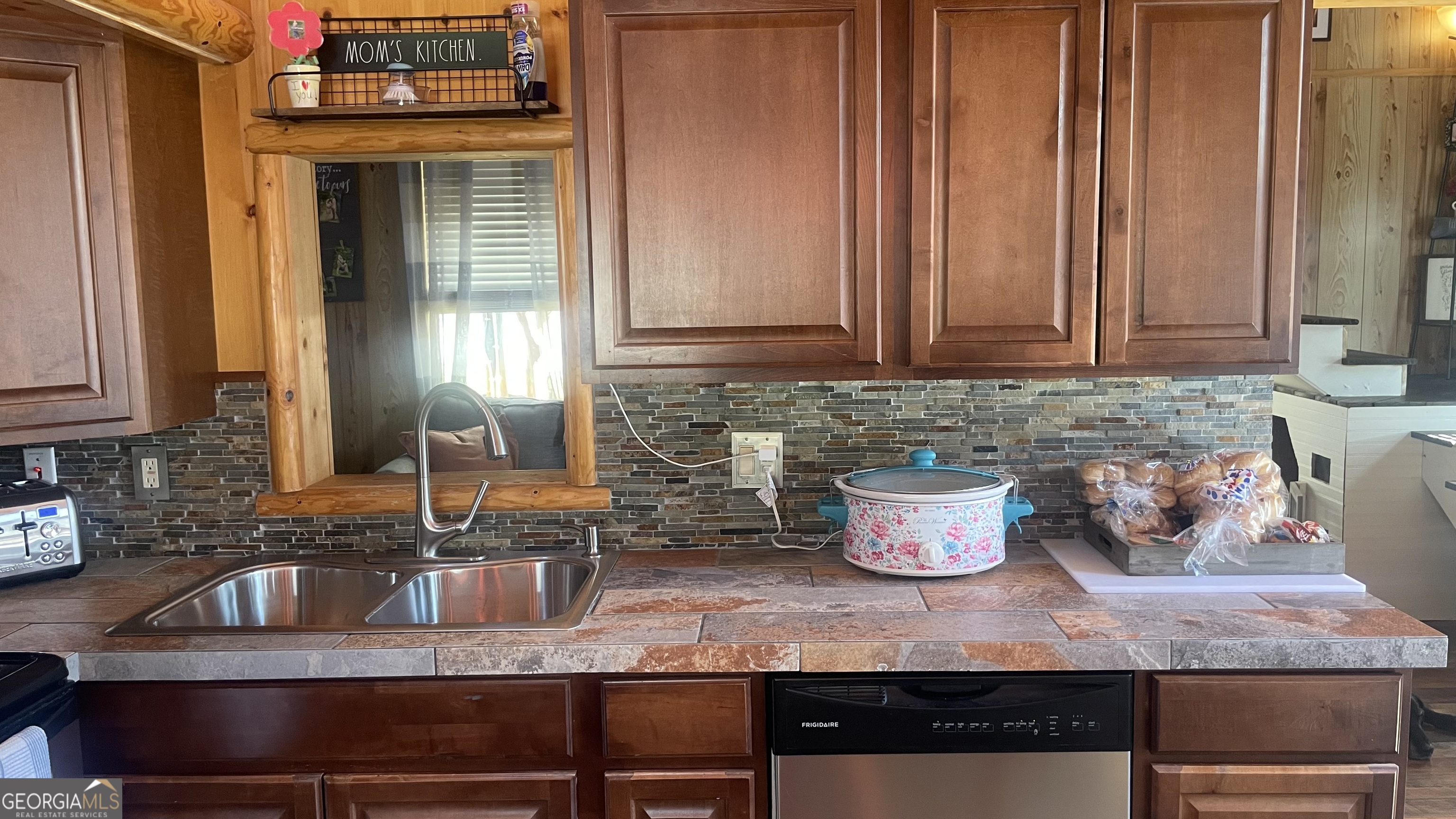 8 Cindy Parkway Cleveland, GA 30528 - Photo 8 of 78
