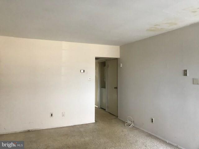 810 North Forklanding Road, Unit 211 Maple Shade, NJ 08052 - Photo 7 of 8