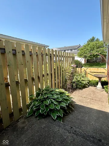 $214,500 | 5491 Vin Rose Lane, Lawrence, IN 46226