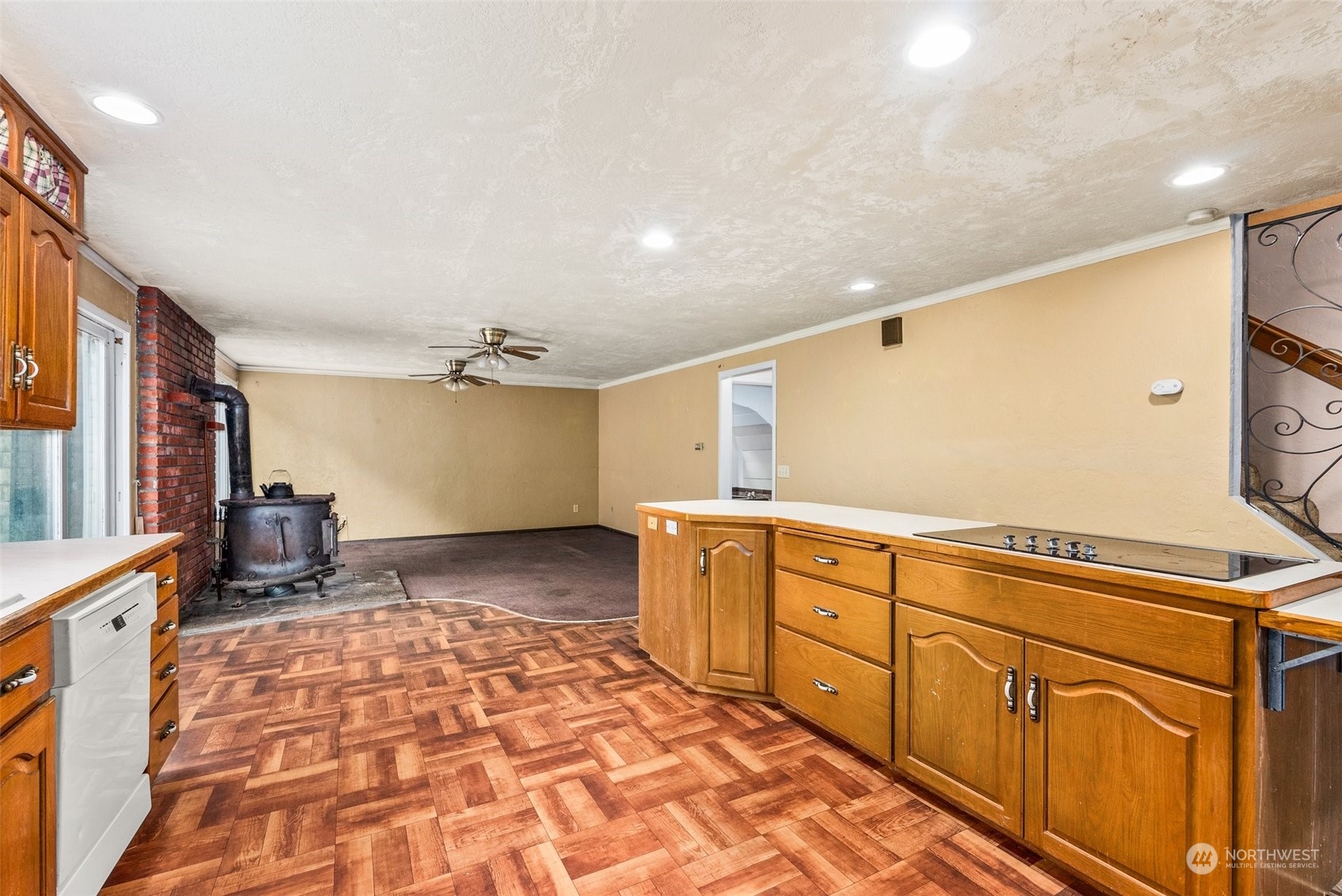 2462 Salzer Valley Road Centralia, WA 98531 - Photo 13 of 32 Gallery Image 13