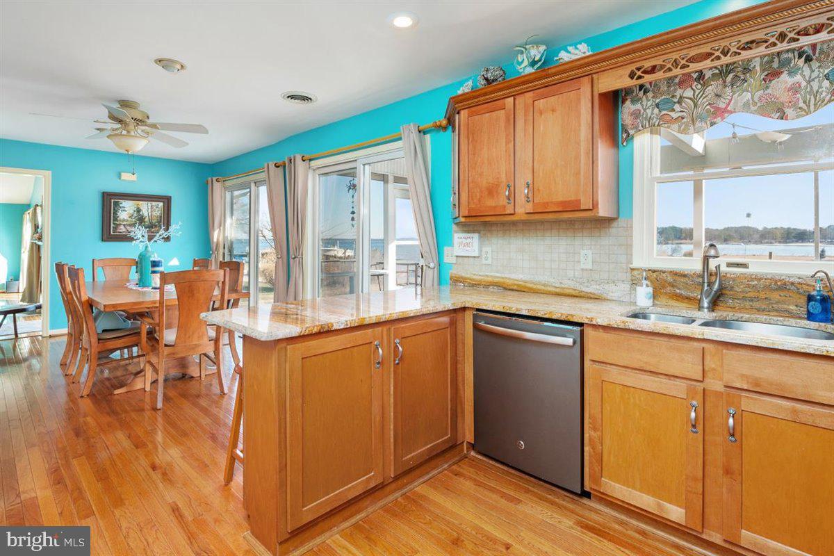520 Long Point Road Grasonville, MD 21638 - Photo 16 of 33