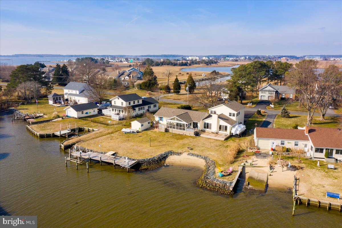 520 Long Point Road Grasonville, MD 21638 - Photo 5 of 33